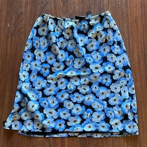 Floral print skirt
